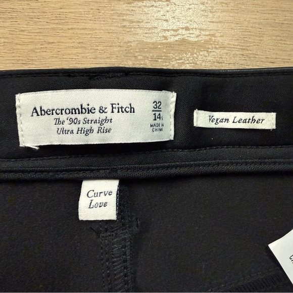 Abercrombie & Fitch The 90s Straight Ultra High Rise Leather Crossover 32/14 S - Picture 10 of 11